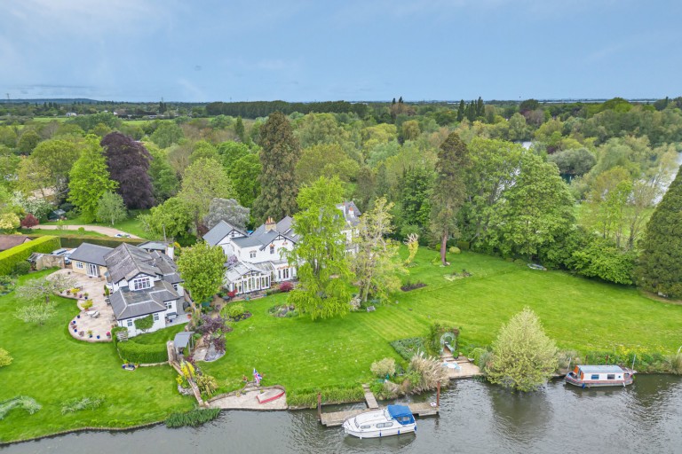 Images for Ferry Lane, Shepperton, Surrey