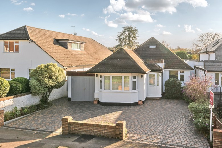 Click the photo for more details of Walton Lane, Weybridge, Surrey