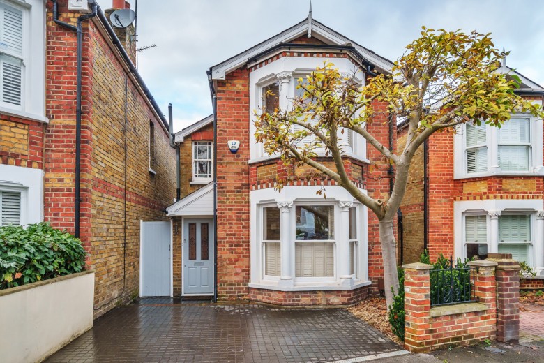 Click the photo for more details of Thames Street, Weybridge, KT13