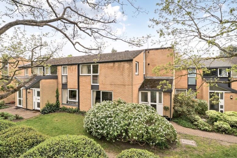 Click the photo for more details of Holme Chase, Weybridge, Surrey