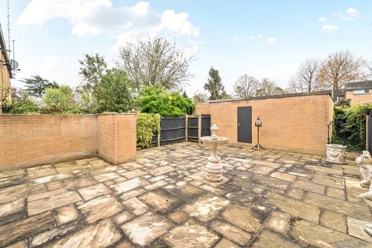 Images for Holme Chase, Weybridge, Surrey