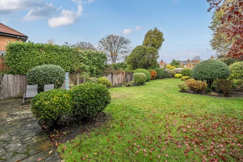 Click the photo for more details of Woodland Grove, Weybridge, Surrey