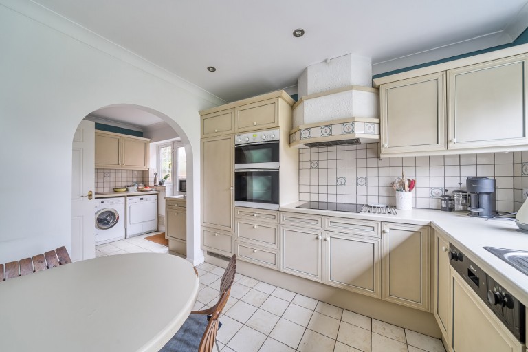 Images for Woodland Grove, Weybridge, Surrey