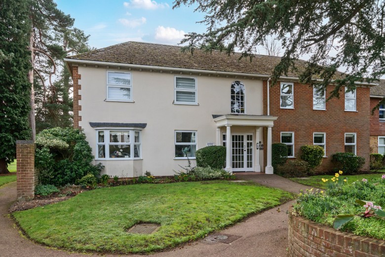 Click the photo for more details of Hall Place Drive, Weybridge, Surrey