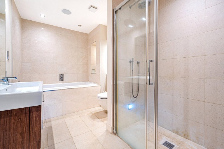 Images for Warrenhurst Gardens, Weybridge, Surrey