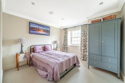 Images for Warrenhurst Gardens, Weybridge, Surrey