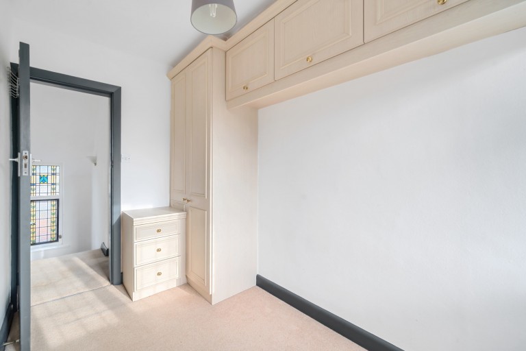 Images for Oakfield Glade, Weybridge, Surrey