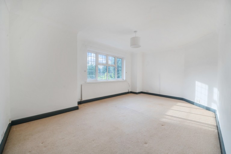 Images for Oakfield Glade, Weybridge, Surrey