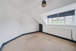 Images for Oakfield Glade, Weybridge, Surrey