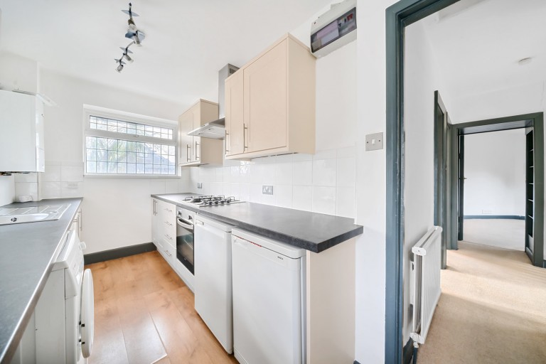 Images for Oakfield Glade, Weybridge, Surrey