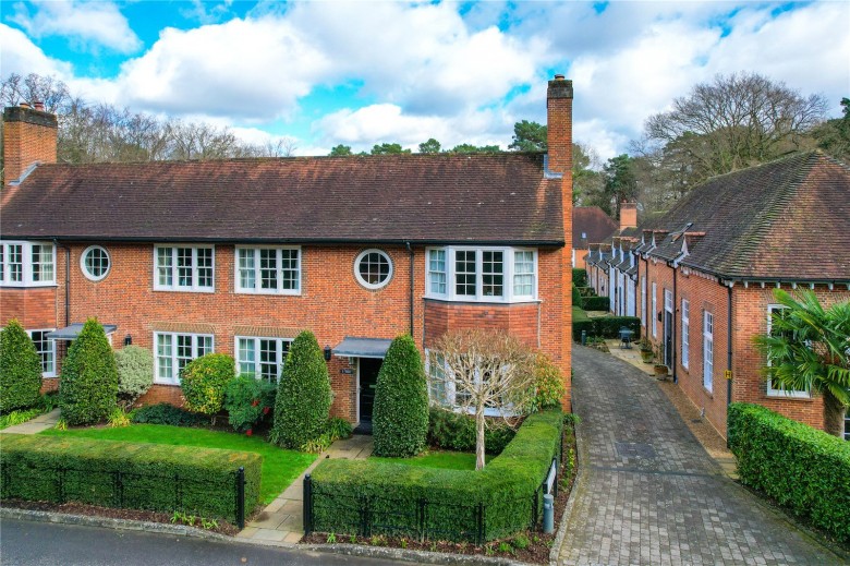Click the photo for more details of Chestnut Avenue, Whiteley Village, Hersham, KT12