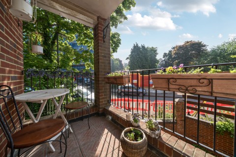 Click the photo for more details of Monument Hill, Weybridge, KT13