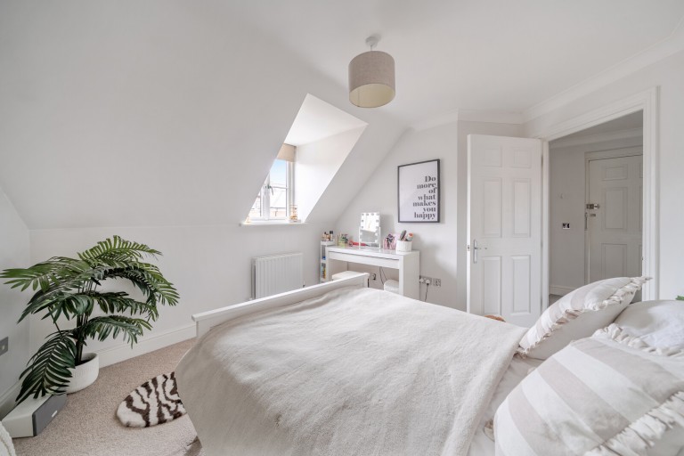 Images for Monument Green, Weybridge, Surrey