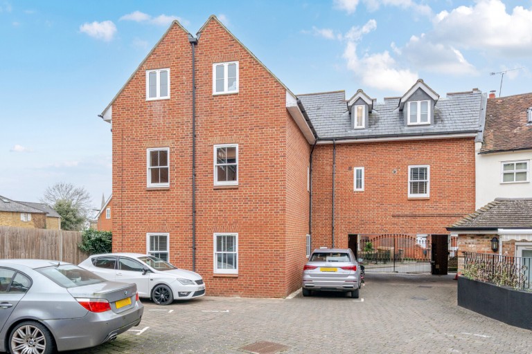 Images for Monument Green, Weybridge, Surrey