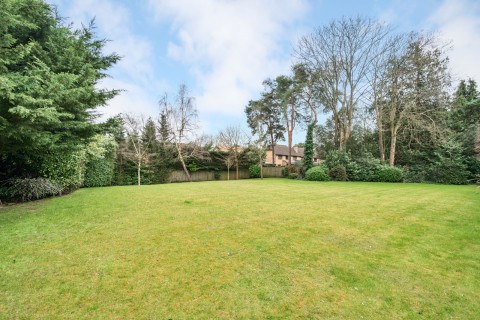 Click the photo for more details of Old Avenue, Weybridge, KT13