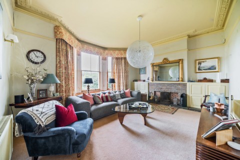 Click the photo for more details of Thames Street, Weybridge, KT13