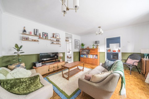 Click the photo for more details of Arlington Lodge, Monument Hill, Weybridge, KT13