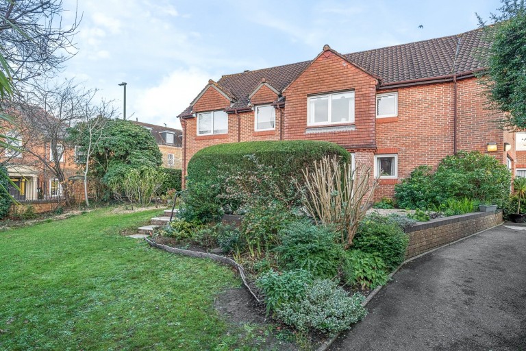 Images for Springfield Meadows, Weybridge, Surrey