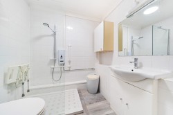 Images for Springfield Meadows, Weybridge, Surrey