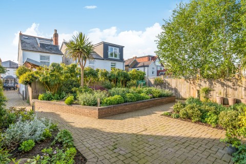 Click the photo for more details of Elmgrove Road, Weybridge, KT13