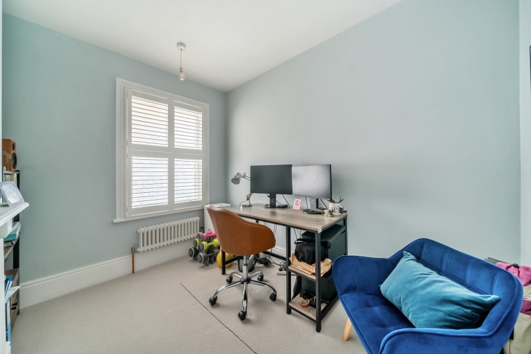Images for Cedar Road, Weybridge, Surrey