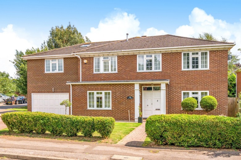 Click the photo for more details of Drynham Park, Weybridge, KT13