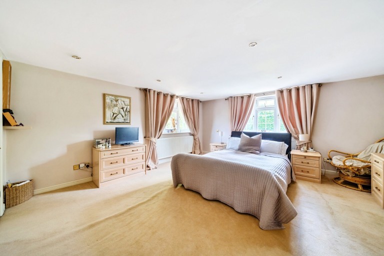 Images for Drynham Park, Weybridge, Surrey
