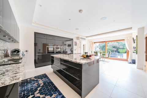 Click the photo for more details of Oatlands Mere, Weybridge, KT13