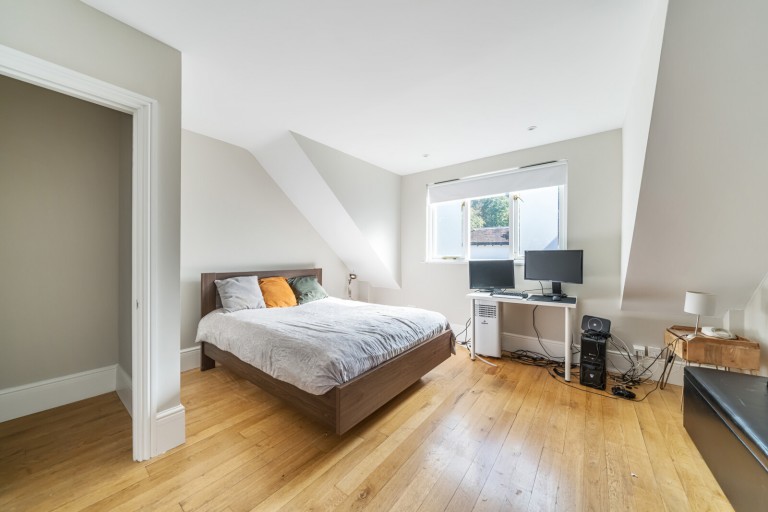 Images for Woburn Hill, Addlestone, Surrey