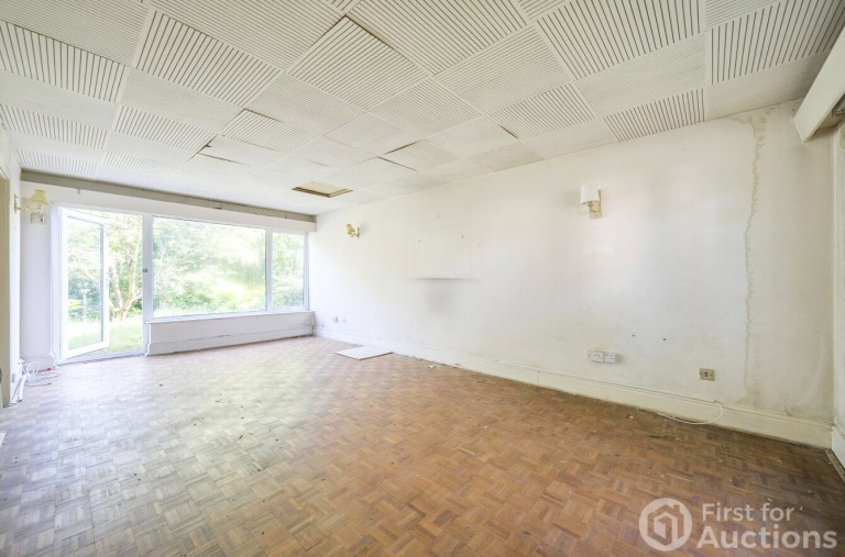 Images for Pine Grove, Weybridge, Surrey