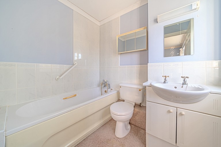 Images for Aspen Square, Weybridge, Surrey