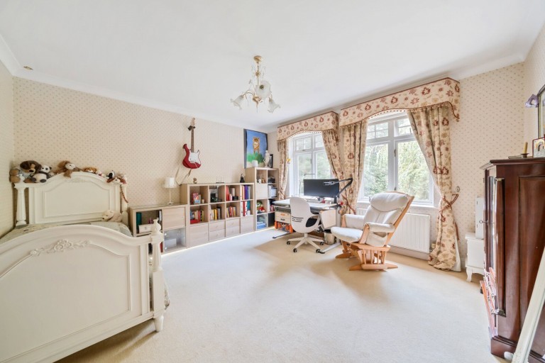 Images for Old Avenue, Weybridge, Surrey