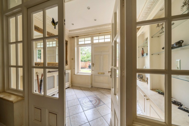 Images for Old Avenue, Weybridge, Surrey