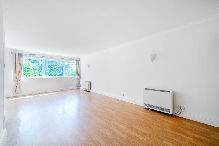 Images for High Point, Weybridge, Surrey