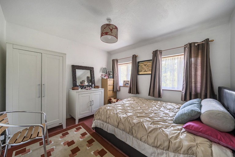 Images for Segrave Close, Weybridge, Surrey