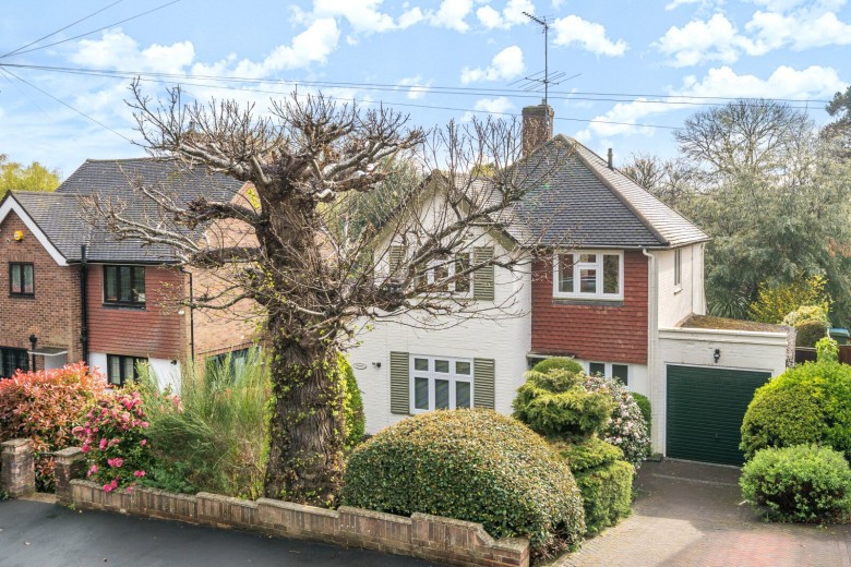 Click the photo for more details of Chaucer Avenue, Weybridge, Surrey