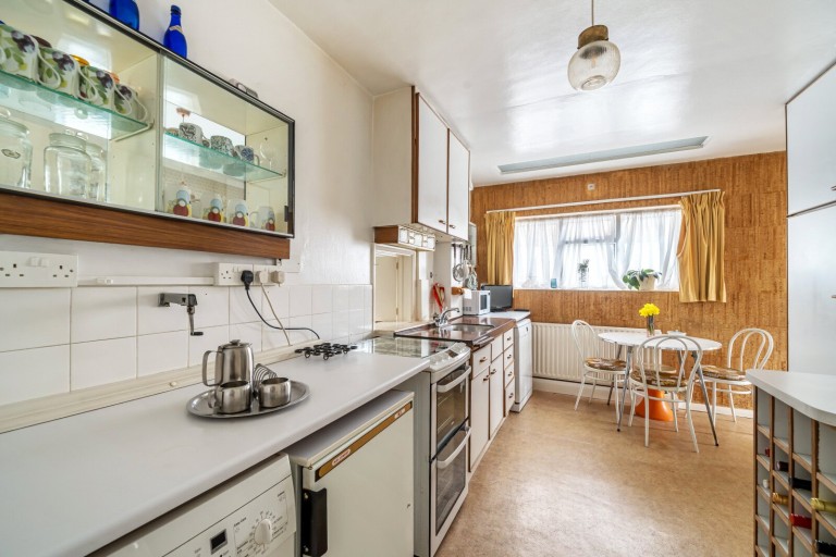 Images for Chaucer Avenue, Weybridge, Surrey
