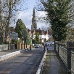 Images for Woodland Grove, Weybridge, Surrey