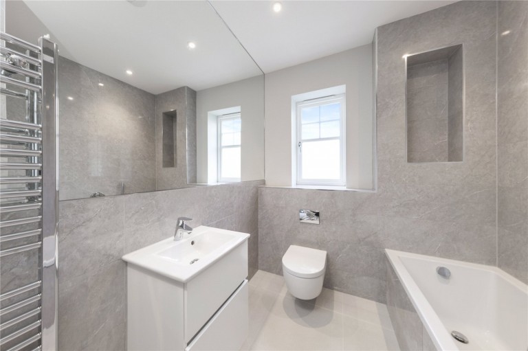 Images for Woodland Grove, Weybridge, Surrey
