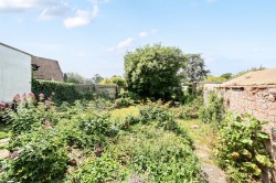 Images for Dorney Grove, Weybridge, Surrey