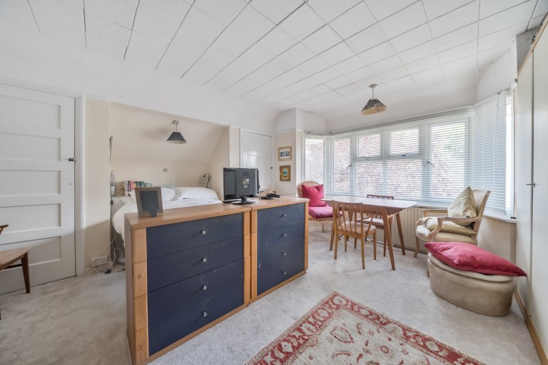 Images for Dorney Grove, Weybridge, Surrey