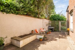 Images for Lincoln Grove, Weybridge, Surrey