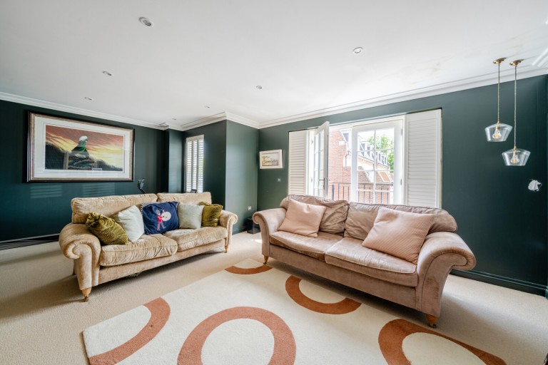 Images for Lincoln Grove, Weybridge, Surrey