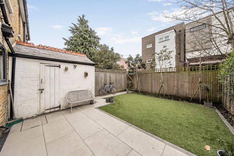 Images for Holstein Avenue, Weybridge, Surrey