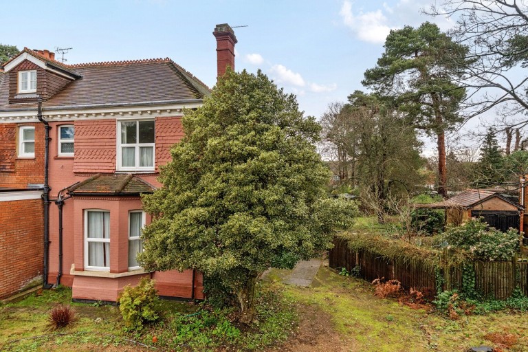 Images for Oatlands Avenue, Weybridge, Surrey