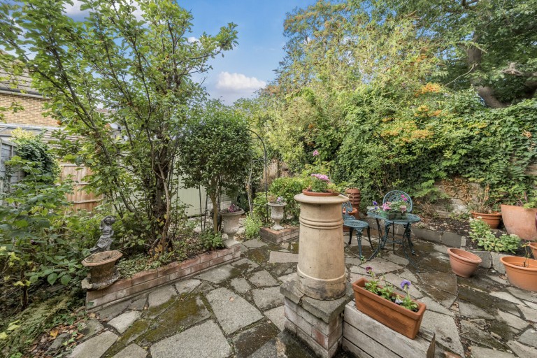 Images for Vale Road, Weybridge, Surrey