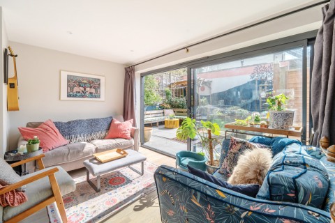 Click the photo for more details of Beech Road, Weybridge, Surrey