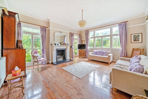 Click the photo for more details of Wey Road, Weybridge, Surrey