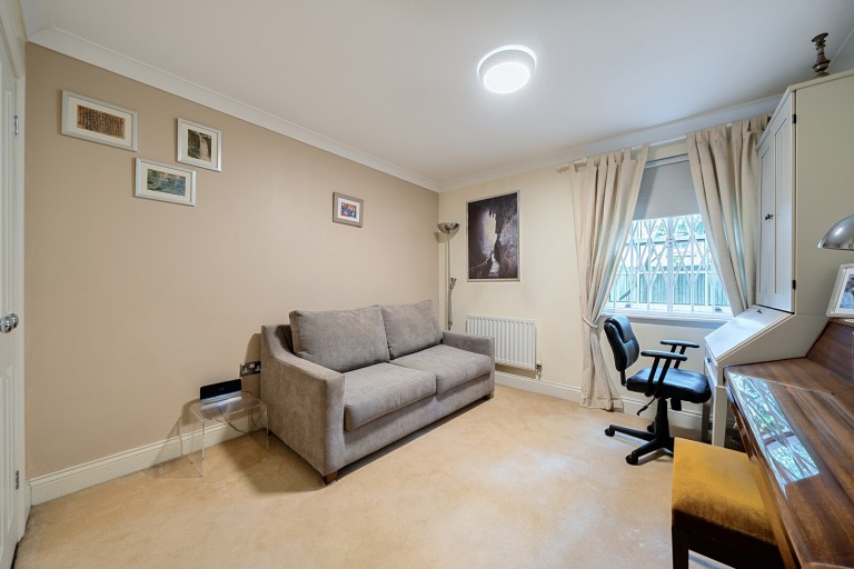 Images for Oatlands Avenue, Weybridge, Surrey