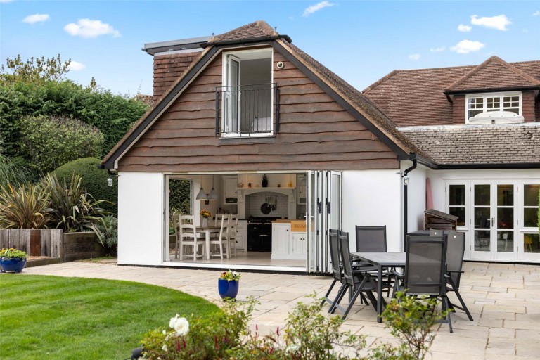 Images for Dorney Grove, Weybridge, Surrey